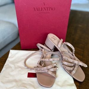 Valentino Garavani Rockstud Cross Over Sandals